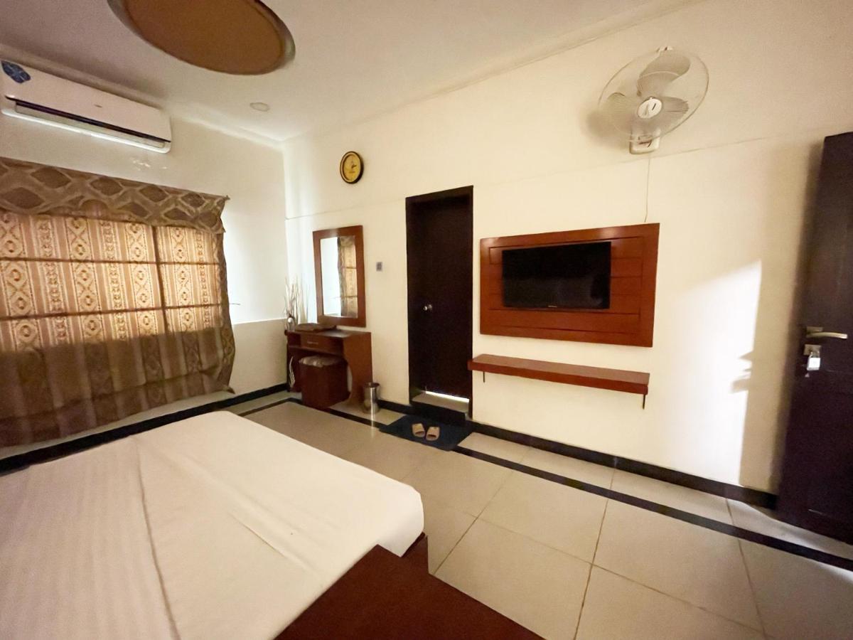 Hotel Multan Eksteriør billede